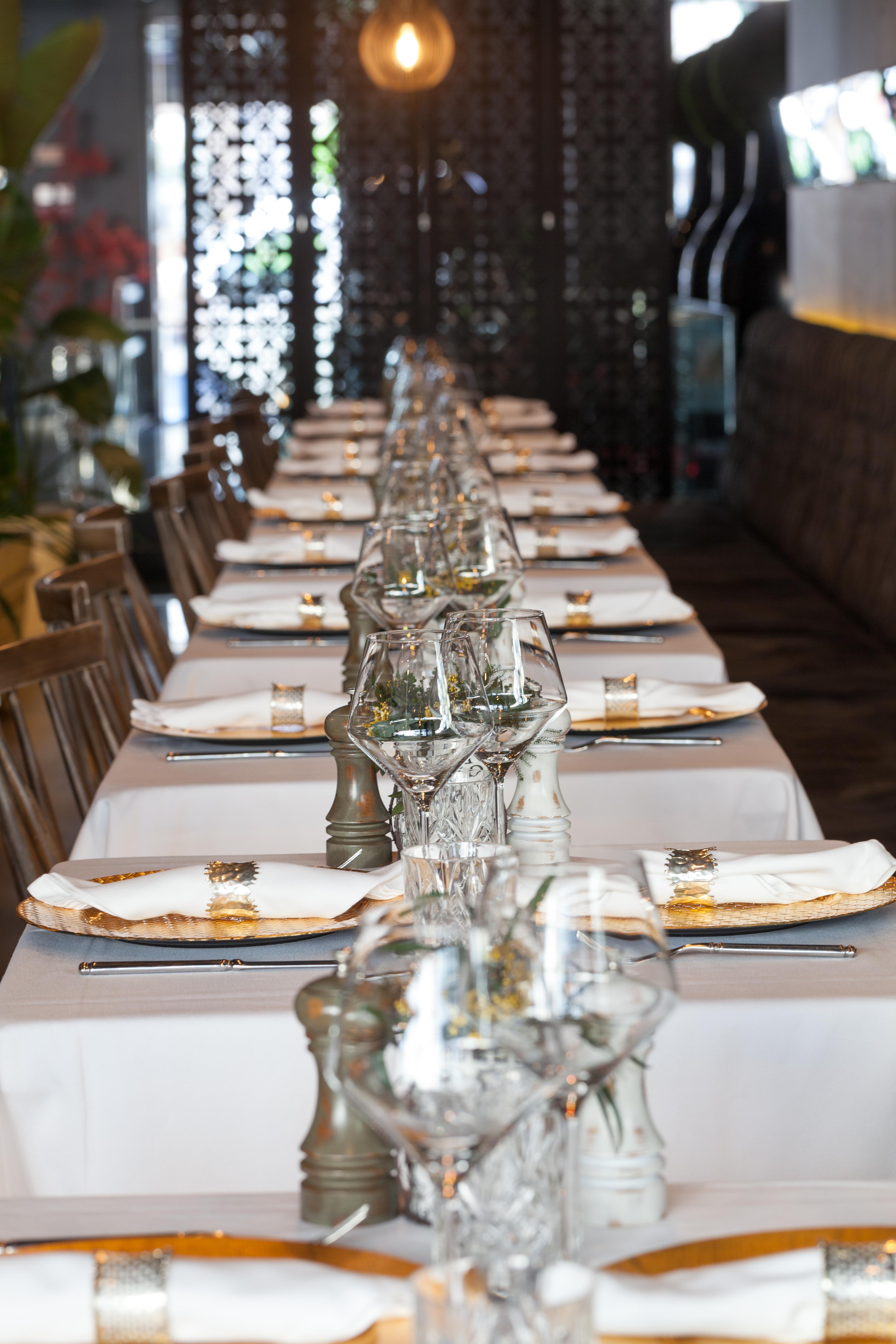 138 Liberdade Hotel Lisboa Eksteriør billede A table set for a formal dinner