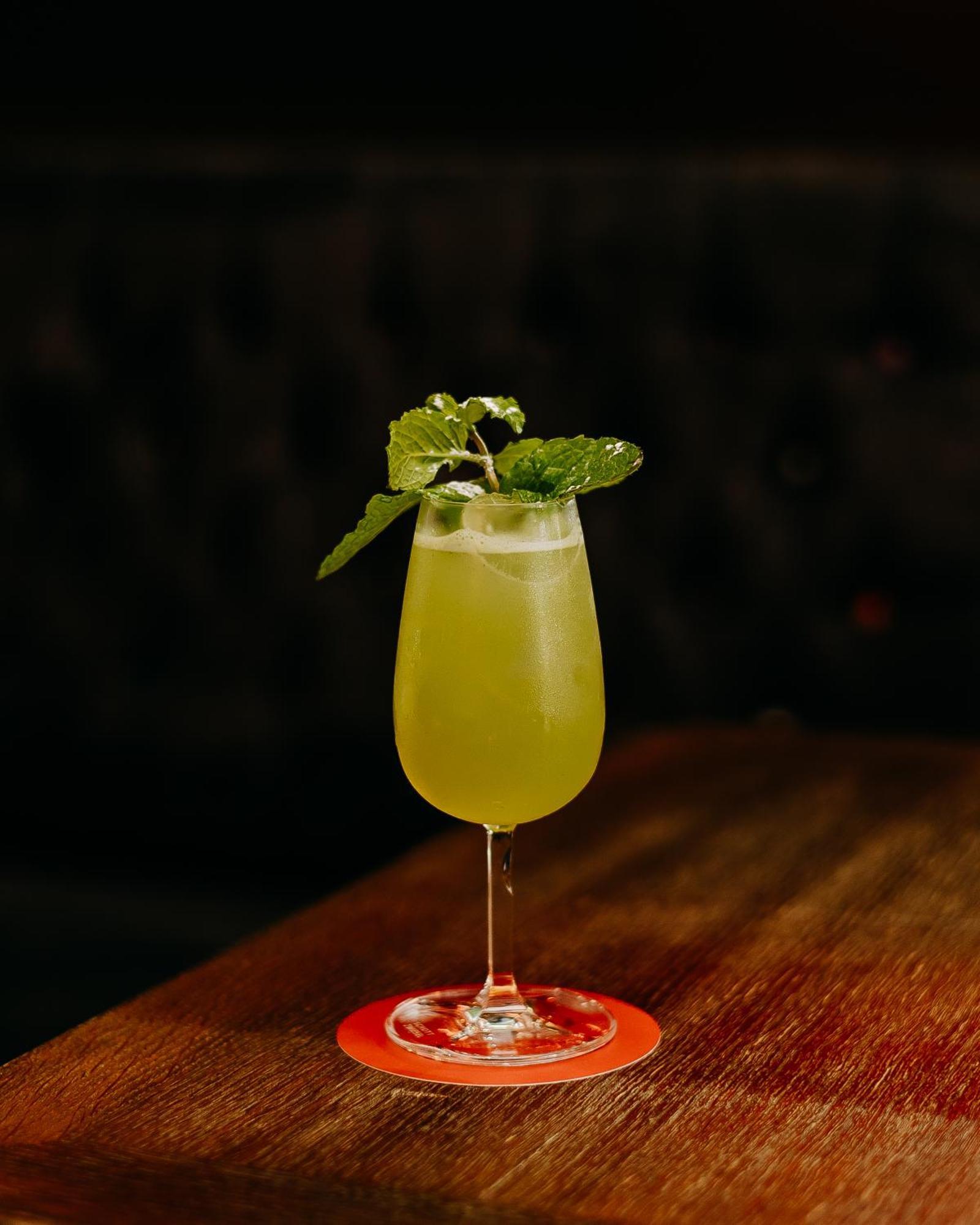 138 Liberdade Hotel Lisboa Eksteriør billede A celery cooler
